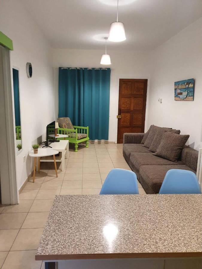 Sea Apartments Larnaca Exterior foto