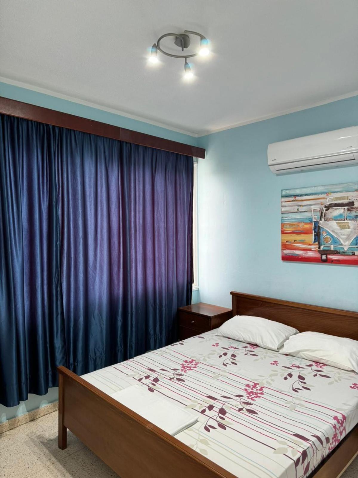 Sea Apartments Larnaca Exterior foto