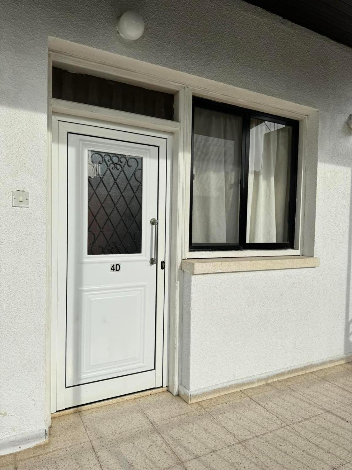Sea Apartments Larnaca Exterior foto